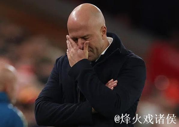 斯科尔斯：斯洛特上赛季没结束时就去度假，是红军颓势的开端